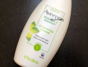 Aveeno Positively Radiant Skin Brightening Facial Cleanser